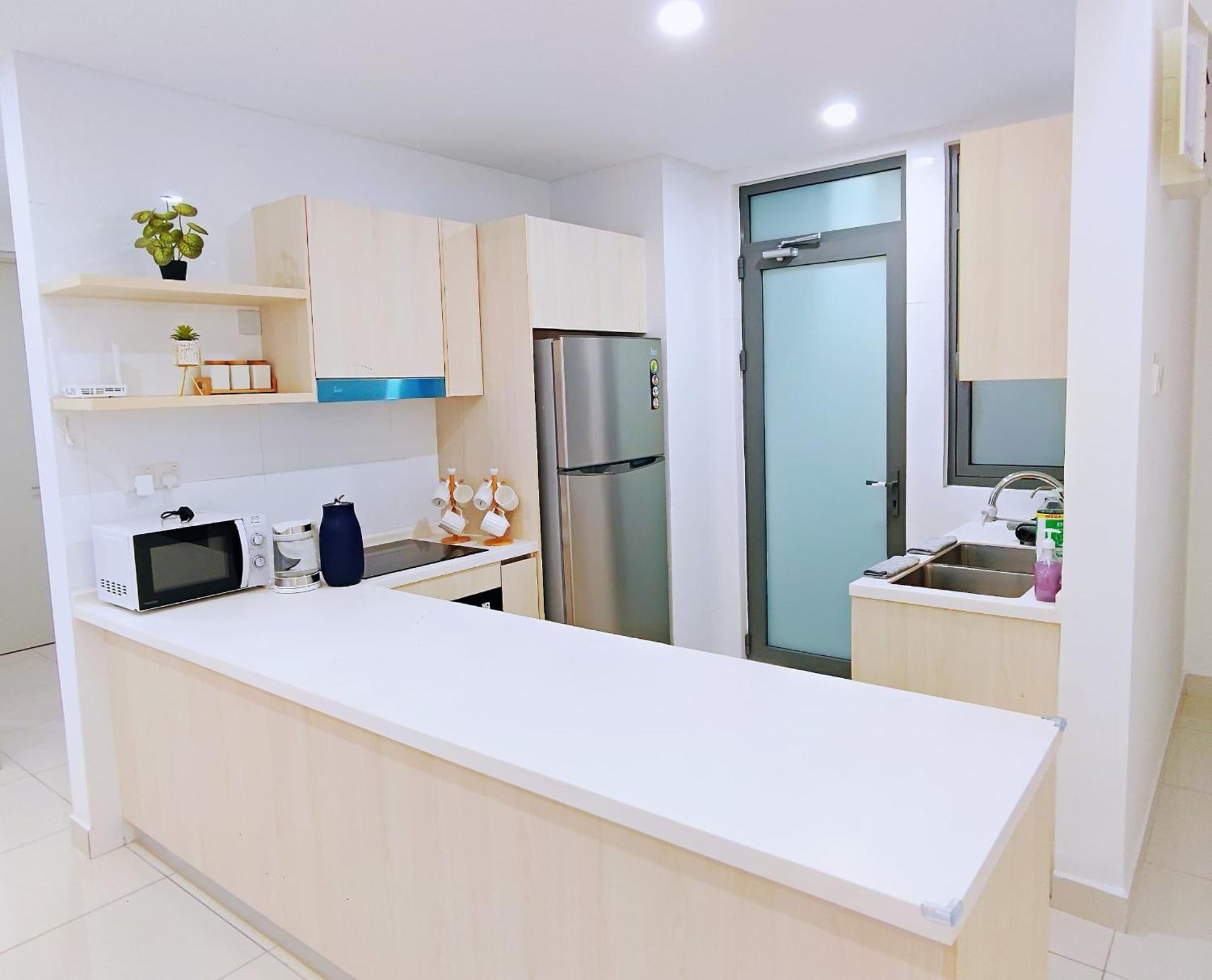 Pangsapuri Near Mid Valley Old Klang Rd 12pax Kuala Lumpur