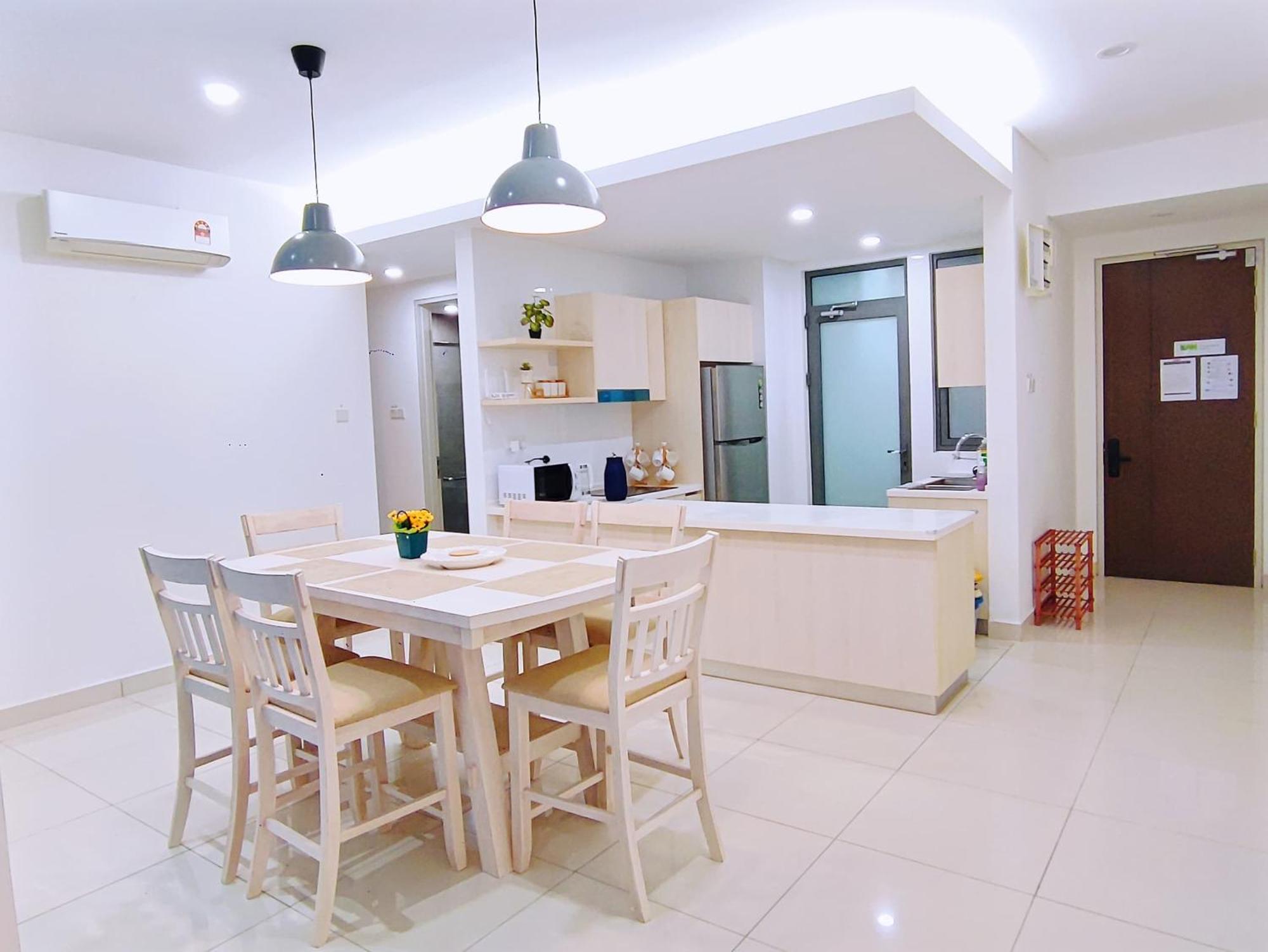 Pangsapuri Near Mid Valley Old Klang Rd 12pax *